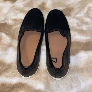 Old Navy Black Women’s Slip-On Sneakers